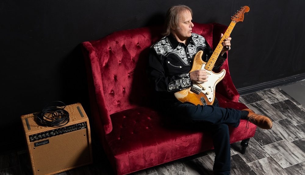 Walter Trout. Photo by Alex Solca